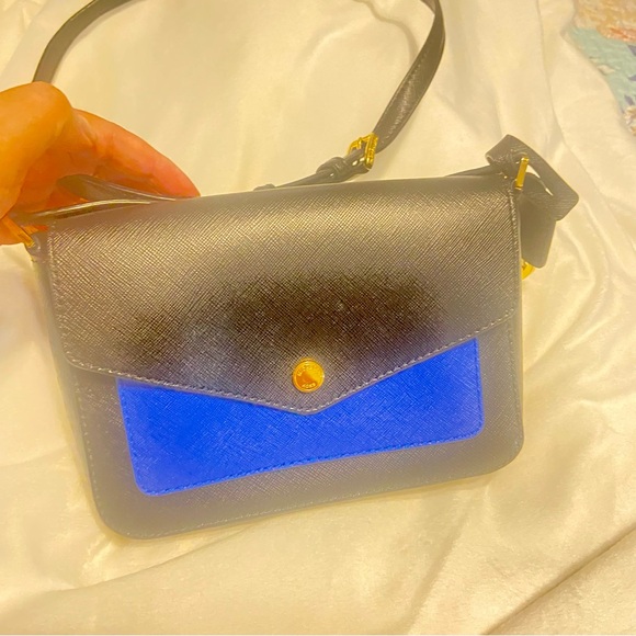 Michael Kors Greenwich Bicolor Slap Flap Leather Crossbody Bag - Picture 10 of 16